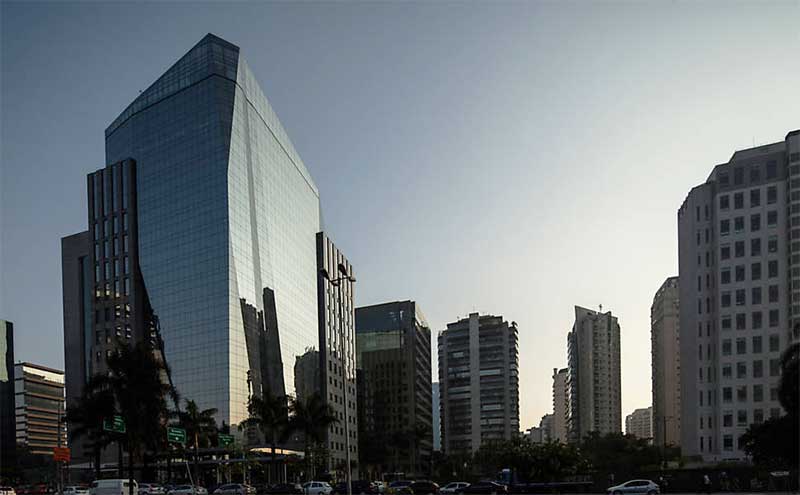 Fachada de Pele de Vidro em Santo Agostinho BH